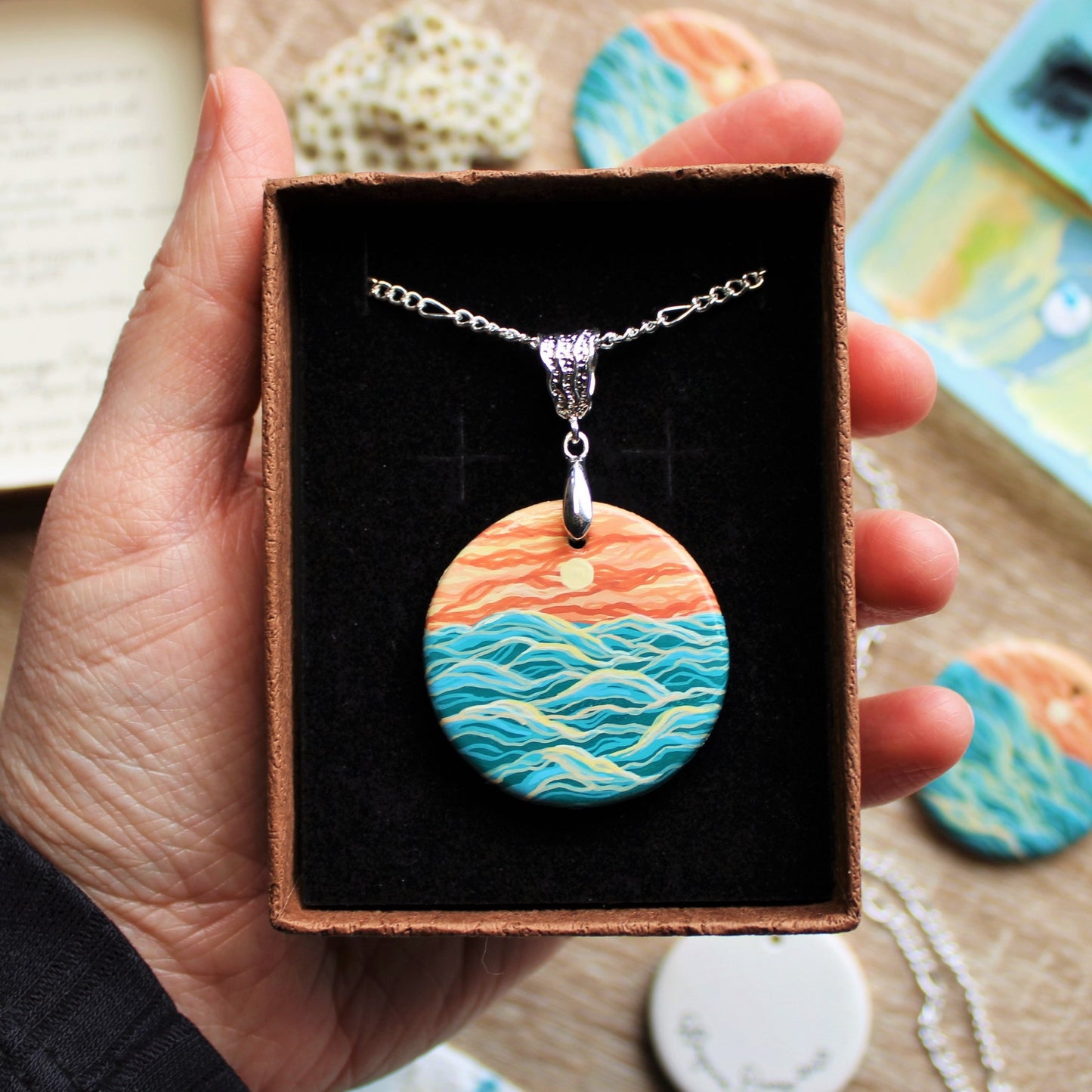 Literary Seascape Pendant: "Recuerdo" (Edna St. Vincent Millay)